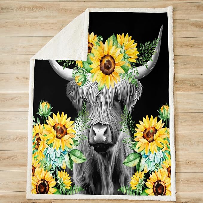 Highland Cow Fleece Throw Blanket Sunflower Floral Western Cow Bull Sherpa Blanket for Bed Couch Sofa Girls Farmhouse Wildlife Animal Plush Blanket Soft Black Fuzzy Blanket Room DecorTwin 60"x80"