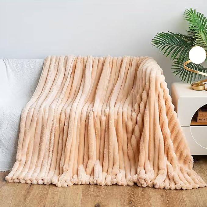 Fleece Fuzzy Throw Blanket, 3D Fleece Ribbed Jacquard Blanket, Cozy Soft Warmer Comfort Lightweight for All Season, Aesthetic Room Decor for Couch Sofa Bed, Gifts for Christmas, Birthdays, Camel