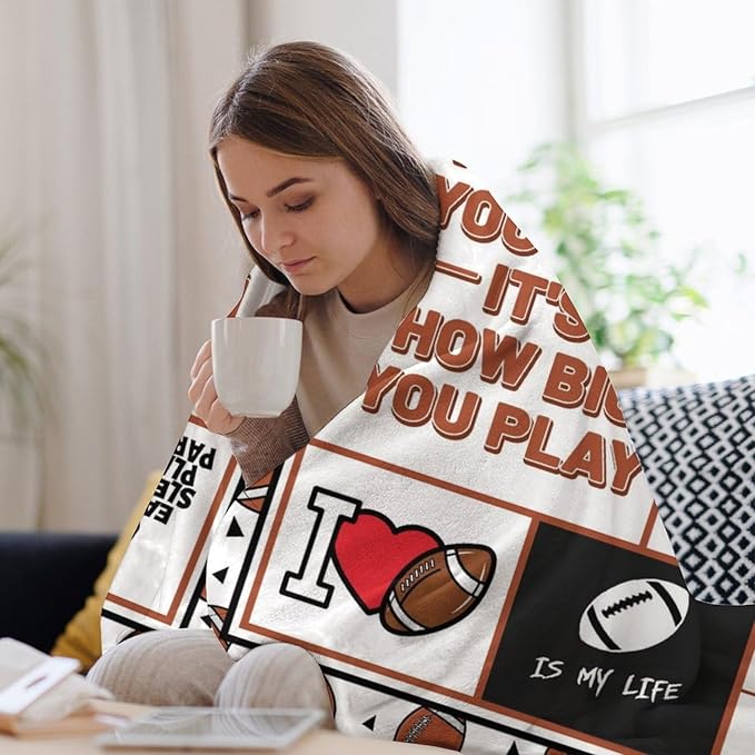 Football Print Blanket American Flag Sports Throw Blankets for Couch Room Stuff Decor Boys Girls Team Gifts Accessories Fleece Plush Flannel Bedding for Lover Men Women College Players Teen 40"x50"