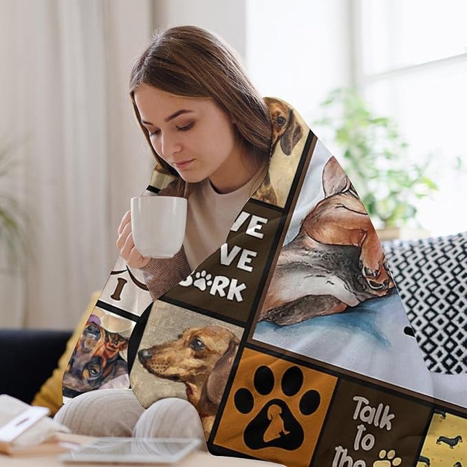 Dog Print Blanket Cute Dachshund Throw Blankets for Couch Sofa Bed Stuff Decor Lightweight Soft Cozy Fleece Plush Warm Flannel Bedding Blanket Gifts for Baby Girls Boys Kids Adults 60"x80"