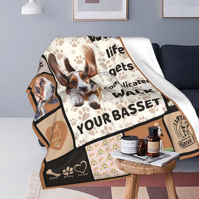 Basset Hound Dog Blanket Cute Basset Dog Decor Throw Blanket Super Warm Soft Plush Lightweight Fleece Flannel Animal Blanket Gifts for Girls Women Boys for Winter Couch Bedding 60"X80"