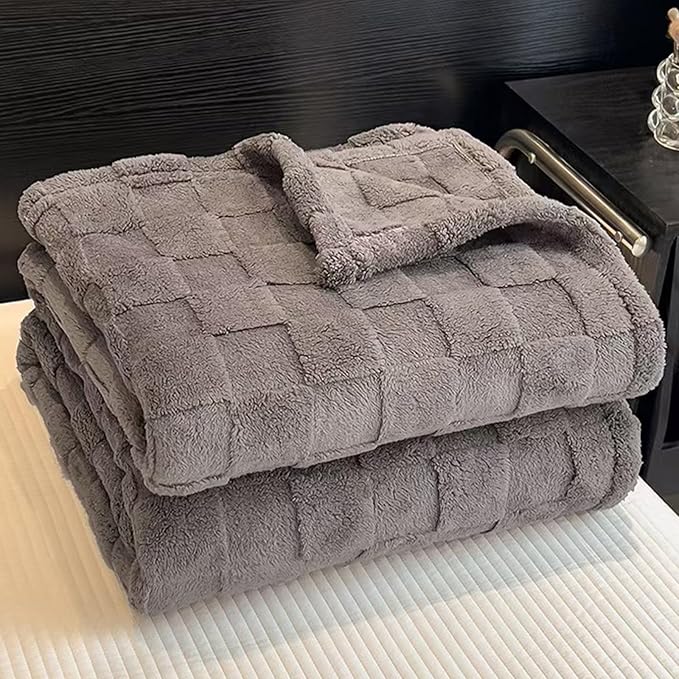 Checkered Throw Blanket for Couch, Cozy Soft Warmer Comfort Lightweight for All Season, Fuzzy Aesthetic Room Decor for Couch Sofa Bed, Gifts for Christmas, Birthdays, Grey