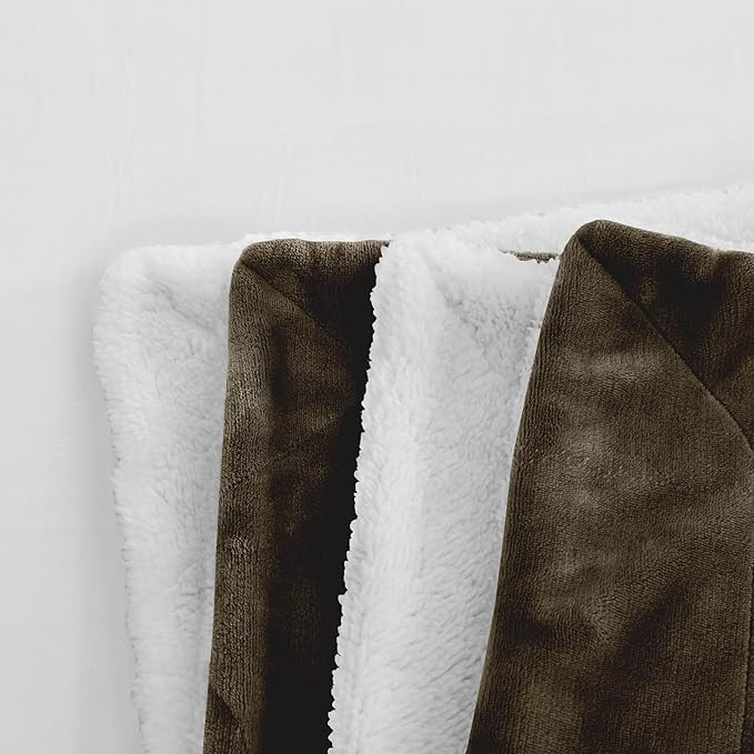 Elegant Comfort Reversible and Ultra-Plush Flannel Fleece Sherpa Throw- Lightweight Soft and Cozy- All Season Decorative Throw, Perfect for Lounging, 50 x 60 inches, Chocolate Brown