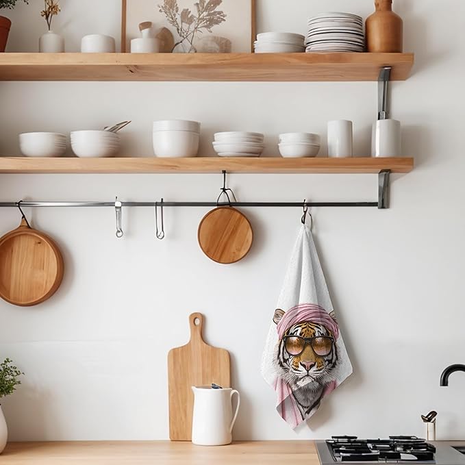 Coquette Pink Tiger Hand Towels for Bathroom, Trendy Tiger Bathroom Hand Towels, Coquette Teen Girl Bathroom Decor, Tiger Gifts for Women Tiger Lovers, 16x24 Inch