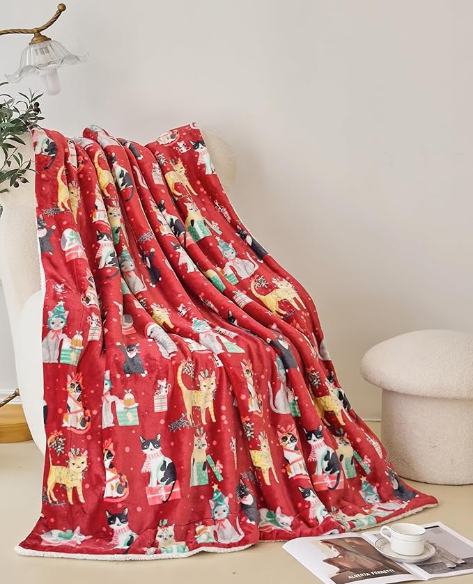 Elegant Comfort Reversible and Ultra-Plush Flannel Fleece-Winter Christmas Sherpa Throw- Lightweight Soft and Cozy-Holiday Decorative Throw, Perfect for Lounging, 50 x 60 inches, Cats in Holiday