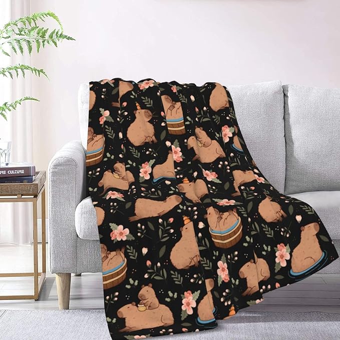 Cute Capybara Pattern Soft Fleece Blanket - Cozy and Cute Animal Design for Bed, Couch, or Gift 60"x50"