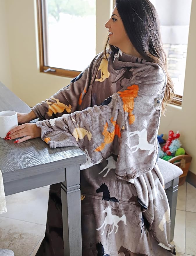 Solaris Wearable Horse Pattern Blanket with Sleeves, Super Soft Warm Snuggy Body TV Throw Blanket for Home Office Lounge, Horse Gift for Adult Women Men