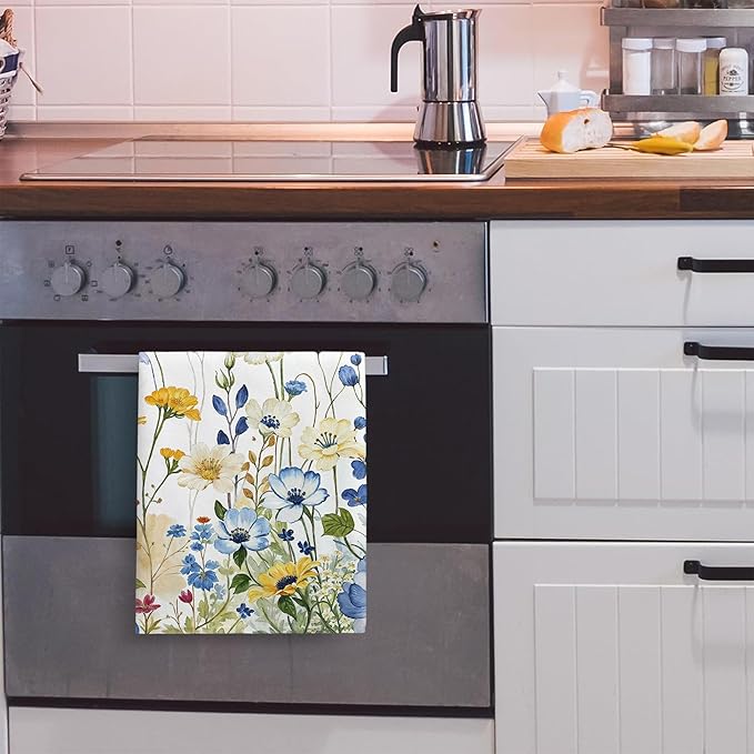 kampdream Faxdong Floral Hand Towel Set of 2, Watercolor Wildflower Botanical Plant Leaves Design Soft Absorbent Towels for Home Hotel Gym Spa Bathroom, Multi1 16×27 inch