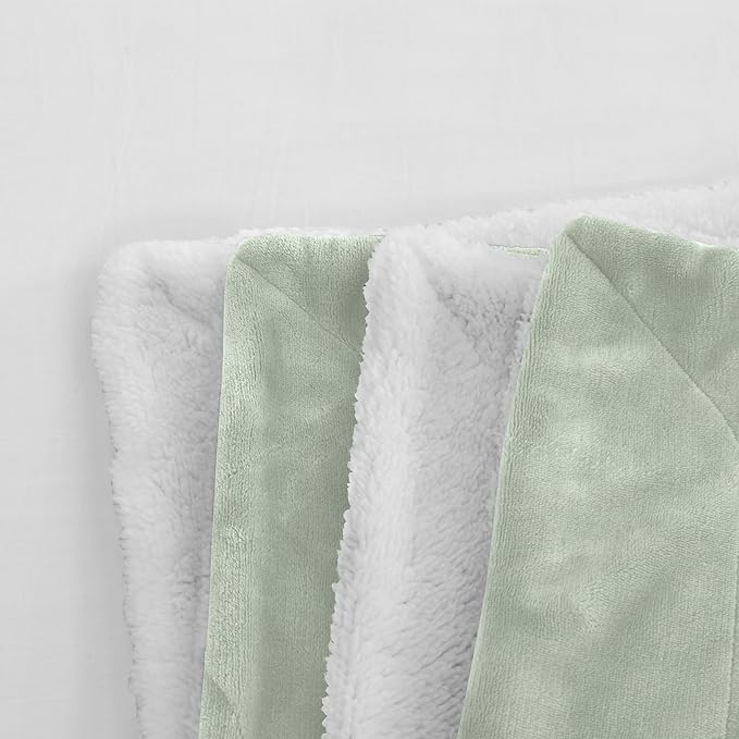Elegant Comfort Reversible and Ultra-Plush Flannel Fleece Sherpa Throw- Lightweight Soft and Cozy- All Season Decorative Throw, Perfect for Lounging, 50 x 60 inches, Mint Green