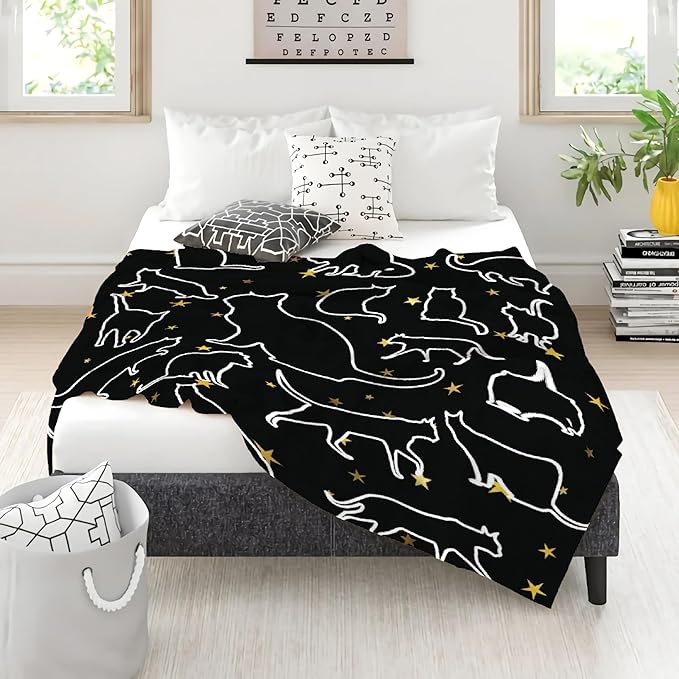 Khumbhira Black Cats Stars Blanket Cute Throws Gifts for Boys Girls, Kitten Decor Cat Plush Soft Lightweight Flannel Fleece Blankets Kawaii Bedding for Sofa Couch Chair 60x50In Teens