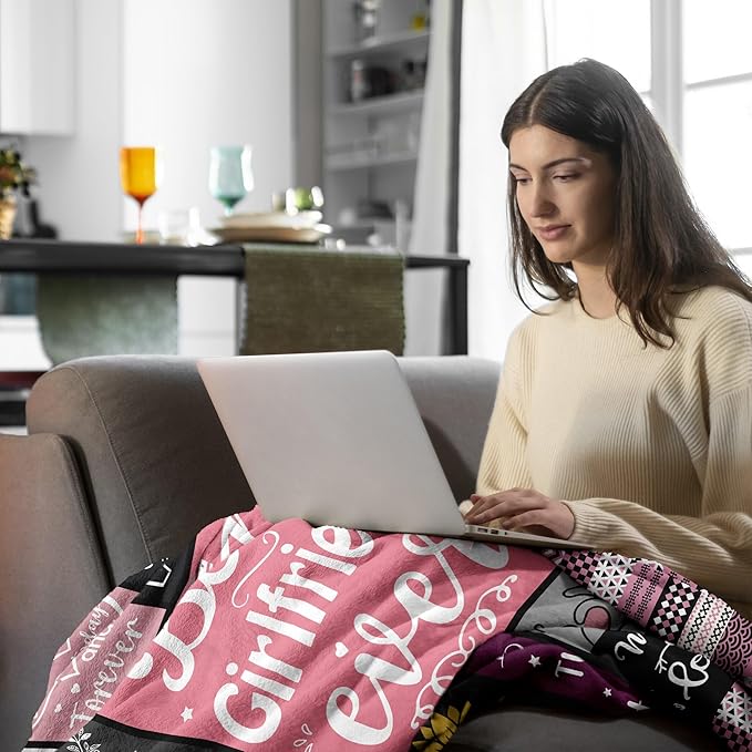 Gifts for Girlfriend Blanket 60"x50", Girlfriend Birthday Gifts for Women, Gift for Girlfriends, Cute Birthday Anniversary Romantic Blanket for Girlfriends