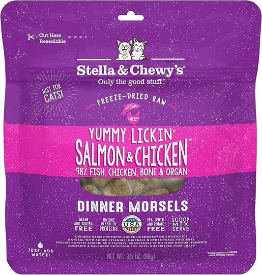 Stella & Chewy's Freeze-Dried Raw Cat Dinner Morsels – Grain Free, Protein Rich Cat & Kitten Food – Yummy Lickin’ Salmon & Chicken Recipe – 3.5 oz Bag