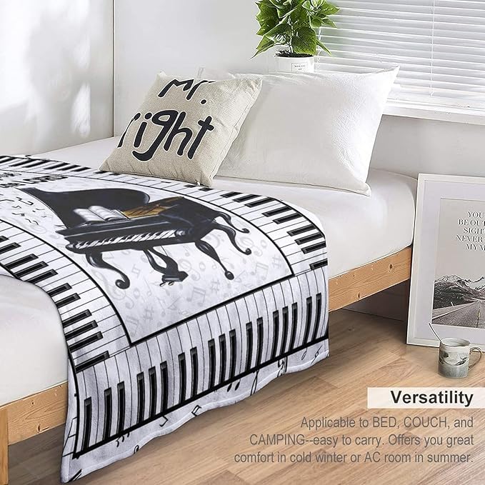 Piano Print Blanket Piano Keys Music Notes Musical Throw Blankets for Couch Sofa Bed Stuff Decor Lightweight Soft Cozy Fleece Plush Warm Flannel Blanket Gifts for Girls Boys Kids Adults 40"x50"