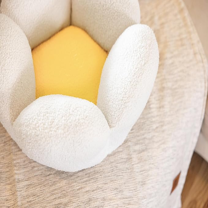 Catstages Purrfect Petals Washable Flower Shaped Round Cat Bed for Indoor Cats, Plush, White