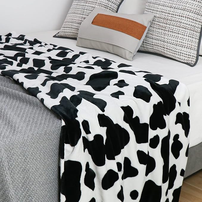 Round Cow Print Blanket Throws Lightweight Fleece Soft Cozy Throw Blanket Fuzzy Warm Plush Cow Printed Blankets & Throws for Travel Chair Bedroom Living Room Sofa 50"x60"