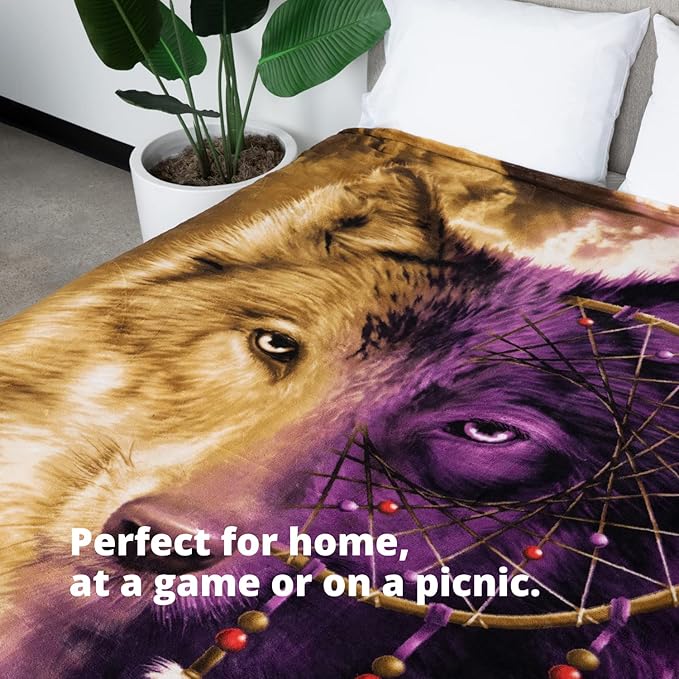 Dawhud Direct Dreamcatcher Wolf Fleece Blanket - 75x90 Inch Super Soft Plush Throw for Bed or Couch - King Size Wolf Blanket for Women, Men and Kids - Cozy Dreamcatcher Decor for Bedroom, Living Room