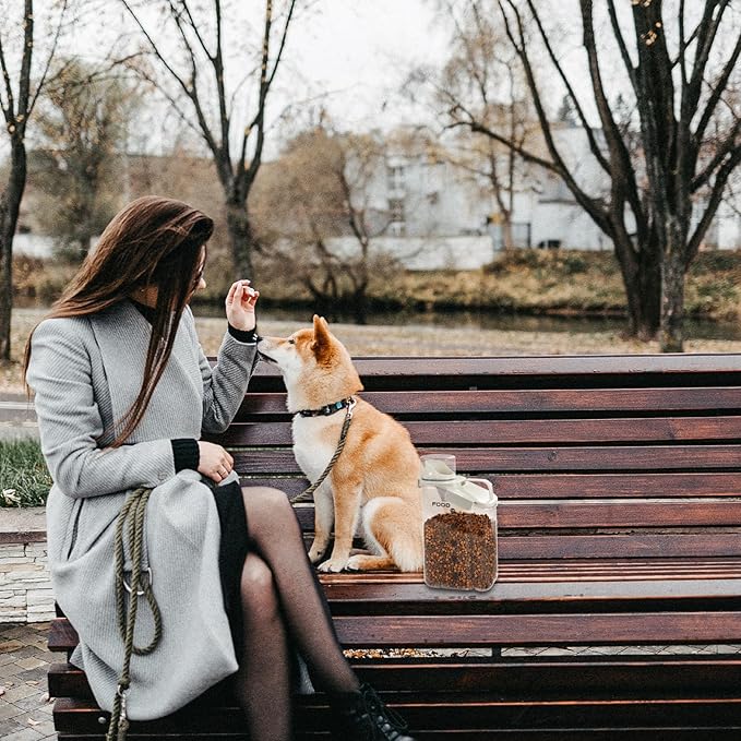 Dog Food Storage Container 3-4lbs, Pet Food Container with Airtight Pour Spout, Cat Food Storage Container with Measuring Cups, Portable Pet Food Container for Dogs, Cats, Birds（White）