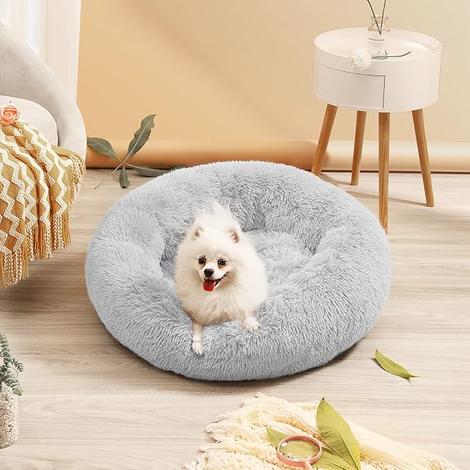 Small Cat Bed for Indoor Cats, Self-Warming Donut Kitty Bed for Small Cats Keeping Warm, Washable Pet Bed with Anti Slip Base, 23‘’ Grey