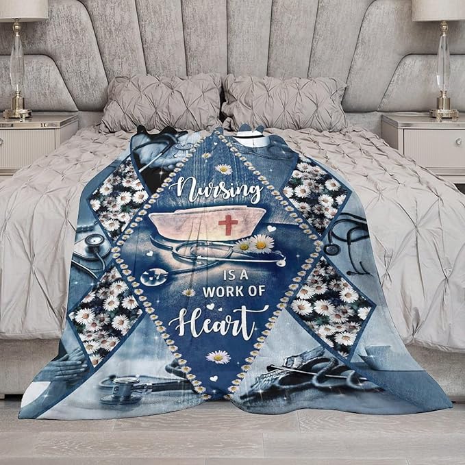 Nurse Daisy Blanket Nursing Hospital Throw Blankets for Couch Sofa Bed Stuff Decor Lightweight Soft Cozy Fleece Plush Warm Flannel Bedding Blanket Nurses Birthday Gifts for Girls Woman Adult 60"x80"