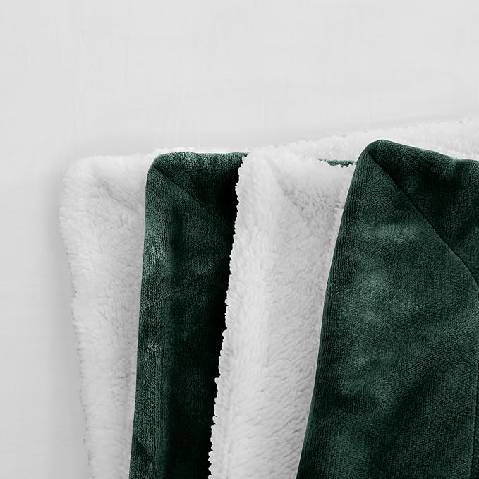 Elegant Comfort Reversible and Ultra-Plush Flannel Fleece Sherpa Throw- Lightweight Soft and Cozy- All Season Decorative Throw, Perfect for Lounging, 50 x 60 inches, Hunter Green