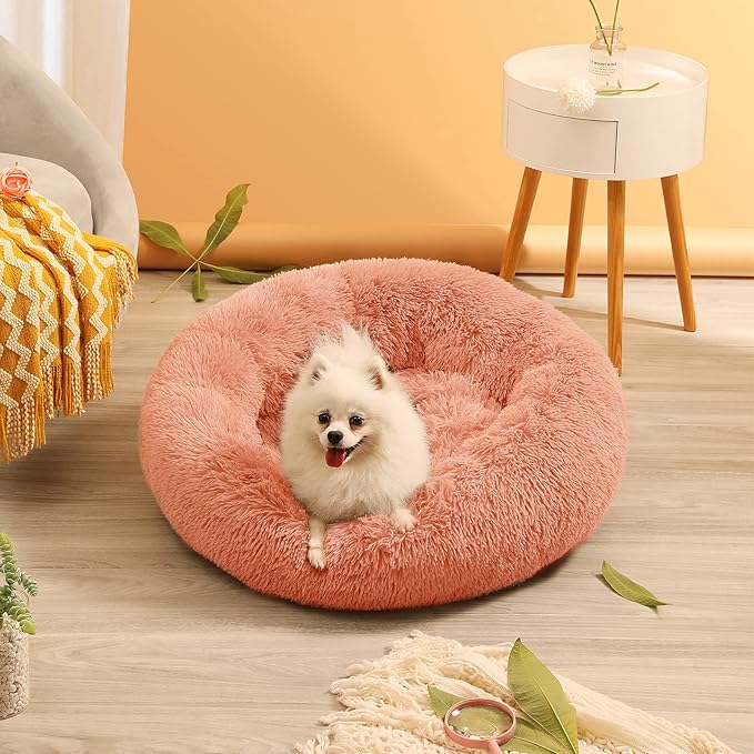 Small Cat Bed for Indoor Cats, Self-Warming Donut Kitty Bed for Small Cats Keeping Warm, Washable Pet Bed with Anti Slip Base, Pink 23‘’