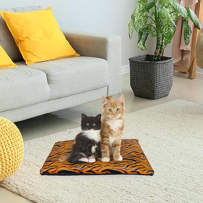 Self-Warming Cat Bed Indoor/Outdoor Super Soft Self Heating Pet Mat Washable Thermal Pad for Cat & Dog 21x15.7 inch