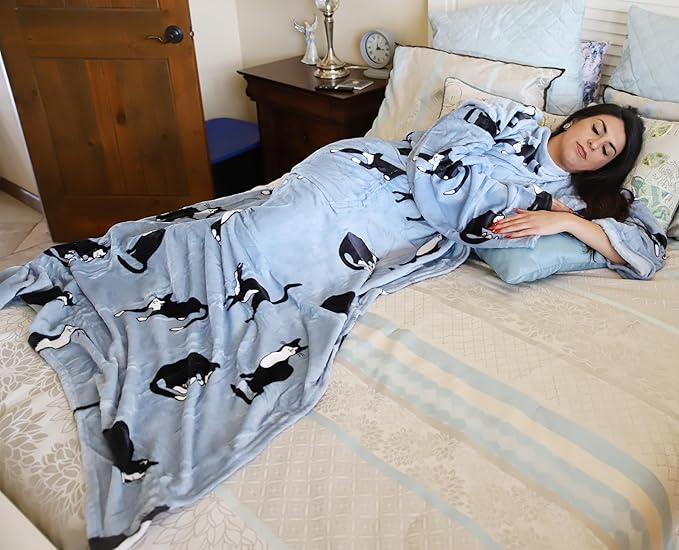 Solaris Wearable Cat Pattern Blanket with Sleeves, Super Soft Warm Snuggy Body TV Throw Blanket for Home Office Lounge, Cat Gift for Adult Women Men