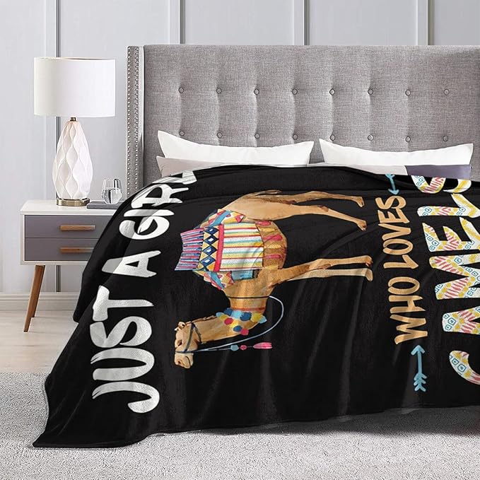 Camel Plush Throw Blanket - Super Soft Cozy Warm Fleece Camel Bedding Blanket Gifts for Kids, Girls, Boys, Women - 60"X80"
