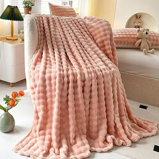 Pink Faux Fur Throw Blanket, 3D Fleece Bubble Blanket, Fluffy Flannel Fuzzy Soft Plush Bubble Blanket for Sofa Bed Room Office, Decorative Throw Blanket, 50"x60"