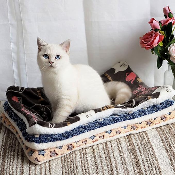 FJWYSANGU Pet Blanket Premium Fluffy Flannel Cushion Soft and Warm Mat for Dogs Cats Small Size Animal Yellow Stars