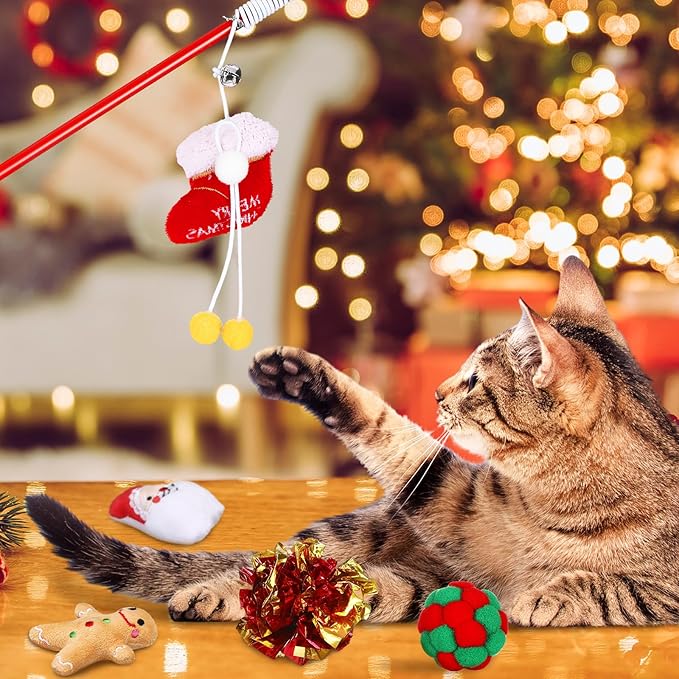 Christmas Cat Toys Stocking Set 12 Assorted Xmas Cat Toys Set with Squeaky Toys Balls Cat Teaser Fun Cat Toys Indoor Outdoor Interactivity Pet Kitten