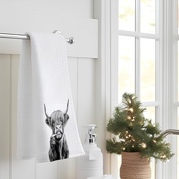 Funny Cow Hand Towels for Bathroom, Cow Bathroom Hand Towels, Cow Bathroom Decor, Cow Gifts for Woman Cow Lovers, Cow Themed Gifts, 16x24 Inch