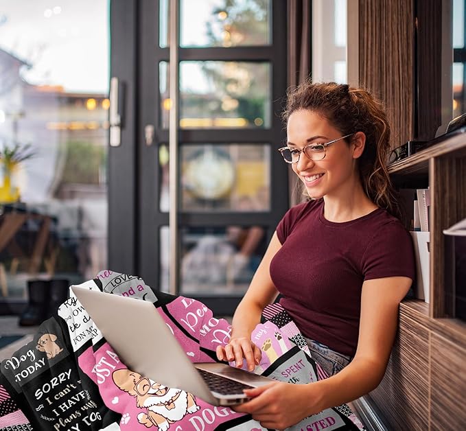 Dog Mom Gifts for Women, Dog Lovers Gifts, 100% Polyester Flannel Dog Themed Throw Blanket, 50"x60"