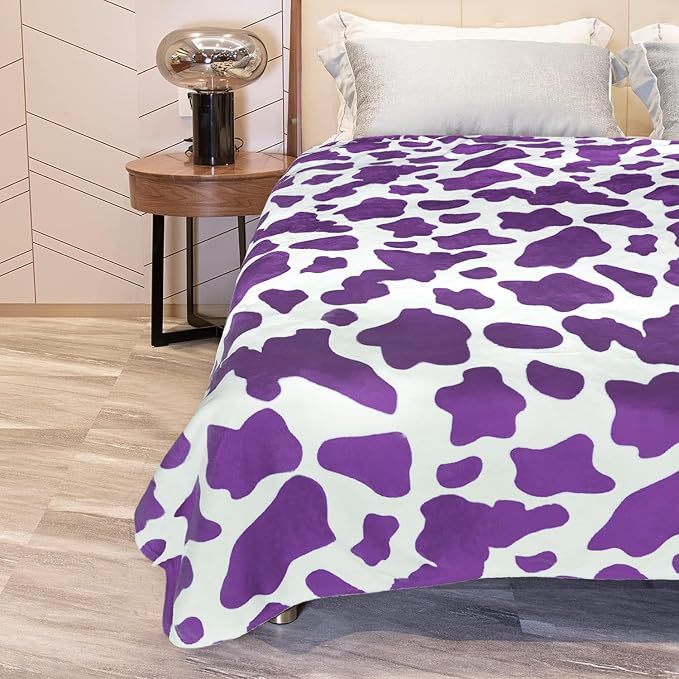 Fleece Blankets King Size Cow Print Blanket for Bed Couch, Soft Cozy Fuzzy Large Blanket, Luxury King Size Cow Throw Blankets 108x90 Inches