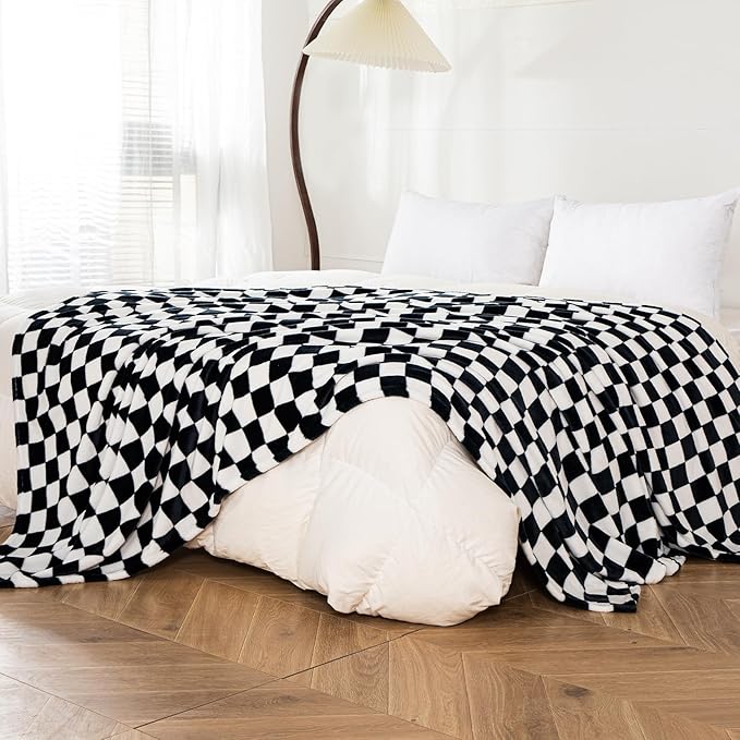 Checkered Blanket | Ultra Soft Warm Fleece Blanket Checkerboard Grid Plush Blanket for Couch Bed Sofa | Birthday Valentine's Day 40"x60" Black White