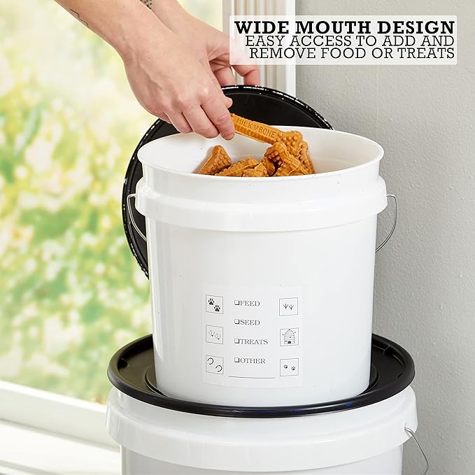 United Solutions Airtight Pet Food Storage Container, 2 Gallon Capacity, Great for Dog Food, Cat Food, Bird Seed, Dry Food Storage, White Container with Black Lid, 2-Pack