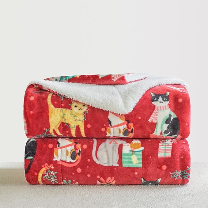 Elegant Comfort Reversible and Ultra-Plush Flannel Fleece-Winter Christmas Sherpa Throw- Lightweight Soft and Cozy-Holiday Decorative Throw, Perfect for Lounging, 50 x 60 inches, Cats in Holiday