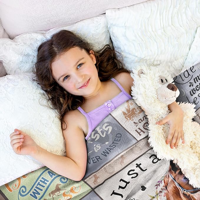Horse Blanket for Girls and Women, Just A Girl Who Loves Horses Throw, Lovers Birthday Gifts Decor 50" x 40"
