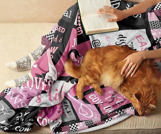 Christmas Cow Print Blanket, Pink Cow Blankets/Throw for Adults 50"x60", Cows Gifts for Women/Girls, Cow Gifts for Cow Lovers, Cow Themed Gifts, Cow Stuff, Cow Lover Gift, Cow Things