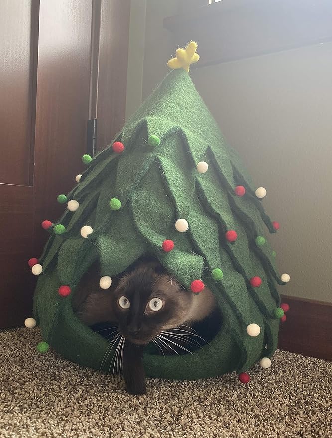 Midlee Christmas Tree Wool Cat Cave Bed