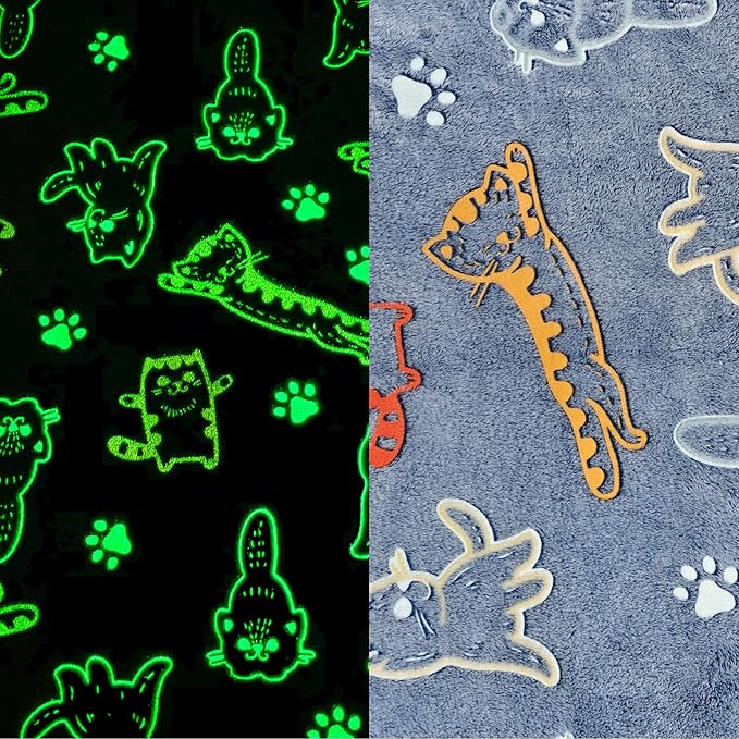 Sviuse Cat Blanket Soft Flannel Fleece Blankets with Minimalist White Cats Pattern, Cozy and Warm for Bed, Sofa, or Gift for Cat Lovers Girls, Women, Kids (Cat 11, 50" X 60")