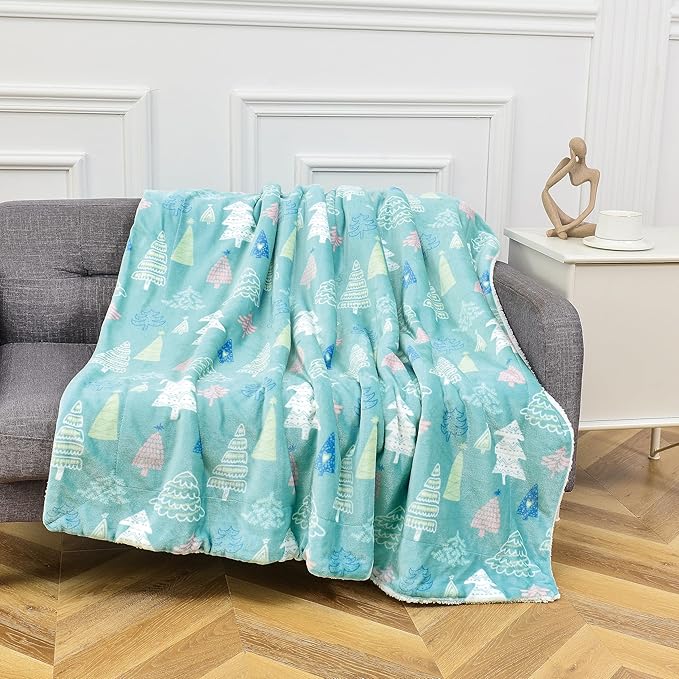 Elegant Comfort Reversible and Ultra-Plush Flannel Fleece-Winter Christmas Sherpa Throw- Lightweight Soft and Cozy-Holiday Decorative Throw, Perfect for Lounging, 50 x 60 inches, Mint Tree