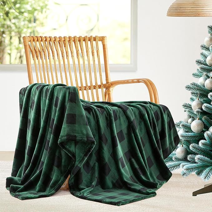 Elegant Comfort Velvet Touch Ultra Plush Christmas Holiday Buffalo Plaid Fleece Throw/Blanket-50 x 60inch, Buffalo Green
