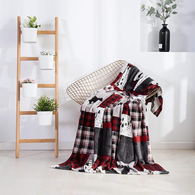 Elegant Comfort Velvet Touch Ultra Plush Christmas Holiday Printed Fleece Throw/Blanket-50 x 60inch, (Patch), Patchwork