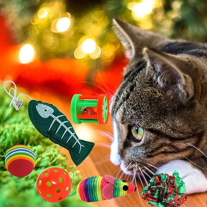 Christmas Cat Stocking, 6 Assorted Toys, Medium Breeds