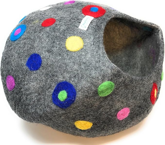 Dr. Judy Morgan's Naturally Healthy Pets Handmade Wool Cat Cave (Celebration)