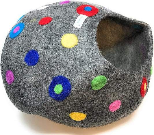 Dr. Judy Morgan's Naturally Healthy Pets Handmade Wool Cat Cave (Celebration)